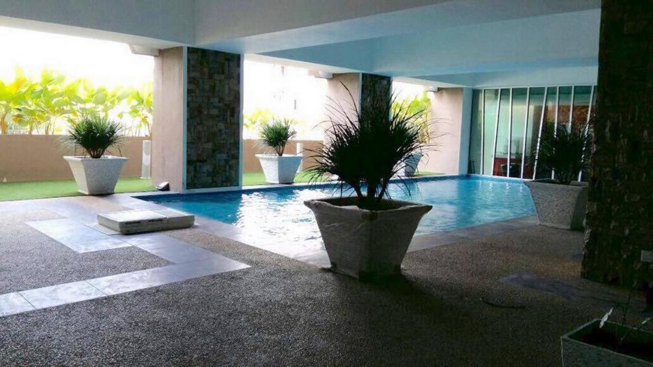 2 Rooms Homestay Deviana Wakaf Che Yeh Kota Bharu Exterior foto