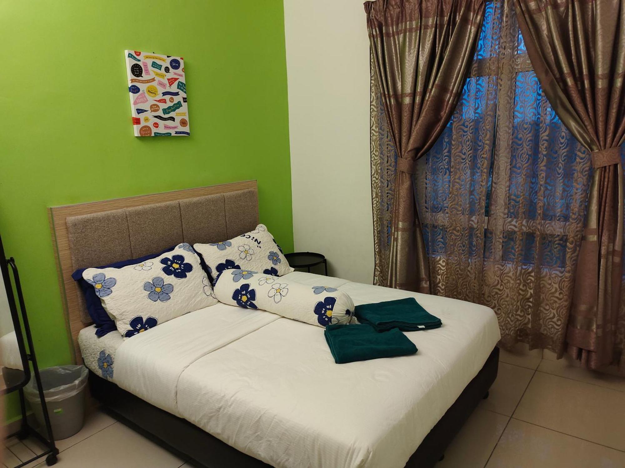 2 Rooms Homestay Deviana Wakaf Che Yeh Kota Bharu Exterior foto